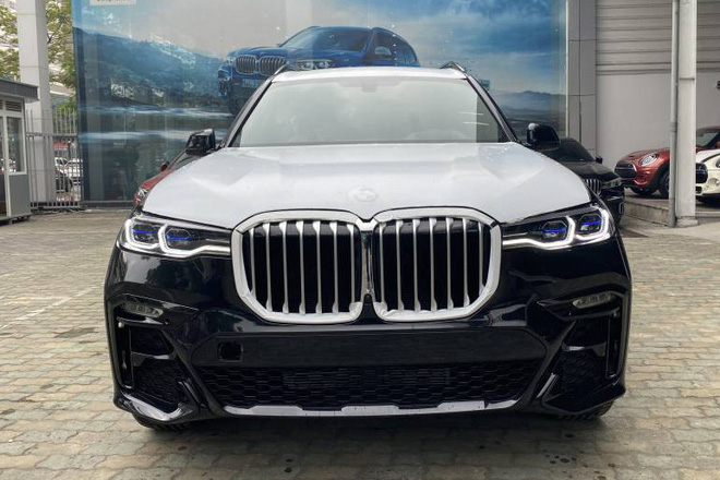 BMW X7 M Sport chính hãng tại Việt Nam có giá rẻ bất ngờ - 2