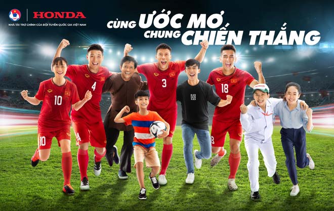 Người hâm mộ, các tuyển thủ đội tuyển quốc gia Việt Nam khao khát chinh phục đỉnh cao mới "Cùng Ước Mơ, Chung Chiến Thắng"