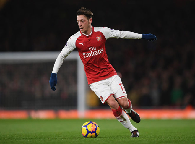 Đã rất lâu rồi, Ozil không được ra sân thi đấu ở Arsenal