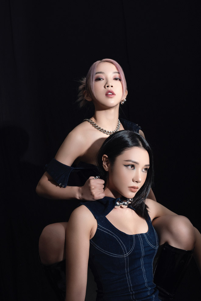 Hai cô gái gợi cảm trong nhóm Badbies kết hợp cùng Emcee L trong sản phẩm mới