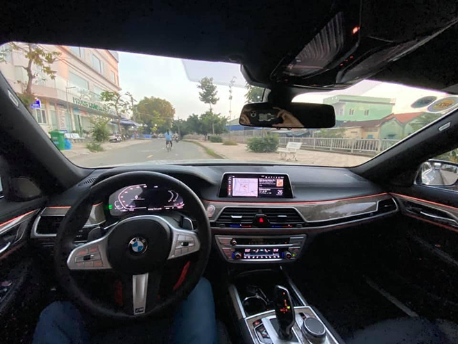 BMW 730Li M Sport 2020 lăn bánh 3.838km bán lại vẫn đắt hơn Mercedes-Benz S 450 mua mới - 4