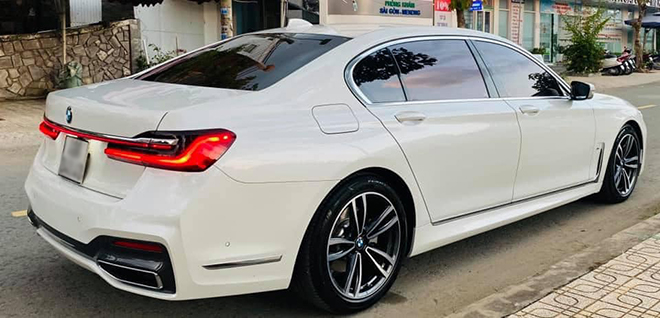 BMW 730Li M Sport 2020 lăn bánh 3.838km bán lại vẫn đắt hơn Mercedes-Benz S 450 mua mới - 9