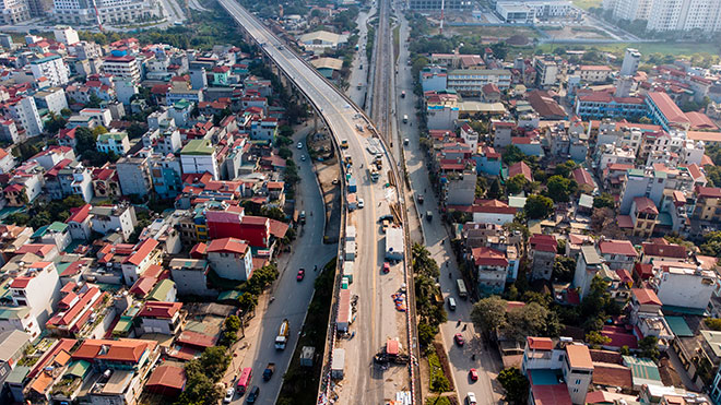 &#34;Thay áo mới&#34;, cây cầu ai cũng muốn qua lúc trời nắng mưa trông như thế nào? - 10