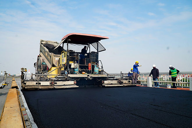 Dự án sửa chữa Cầu Thăng Long hoàn toàn do đội ngũ chuyên gia, kĩ sư Việt Nam làm chủ, từ khâu thiết kế, ứng dụng công nghệ cho đến công tác thi công