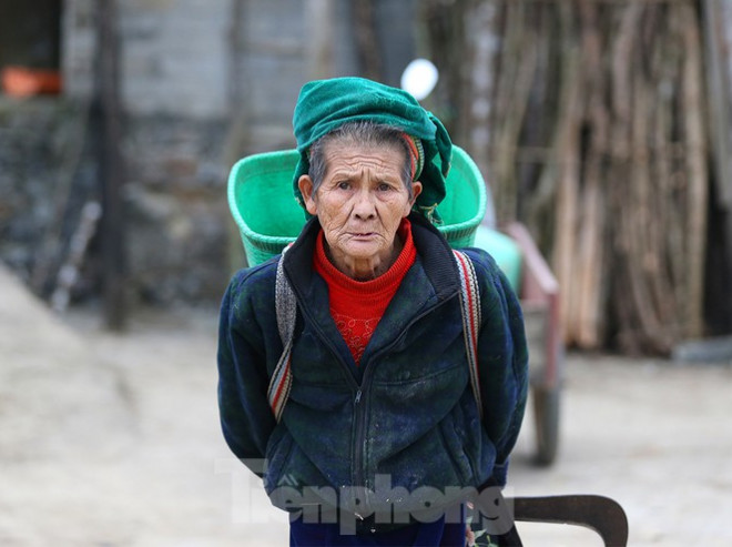 Trước tình hình giá rét, tỉnh Hà Giang đã có công điện chỉ đạo các địa phương tuyên truyền, vận động người dân thực hiện các biện pháp phòng, chống rét cho người và gia súc. Ngành y tế tỉnh Hà Giang chỉ đạo các bệnh viện tuyến huyện chuẩn bị cơ sở vật chất, thuốc men, bảo đảm khám, chưa bệnh kịp thời cho nhân dân.