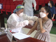 Tin tức trong ngày - Video: Đà Nẵng tổ chức tiêm vaccine phòng COVID-19 cho 2.000 bà bầu