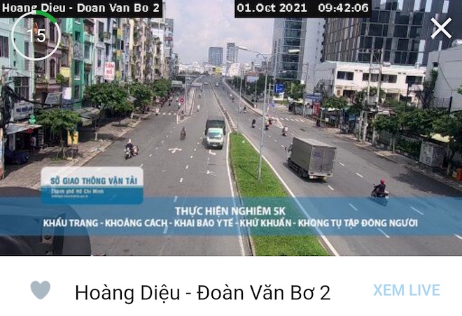 Một góc nhìn khác trên đường Hoàng Diệu, quận 4.