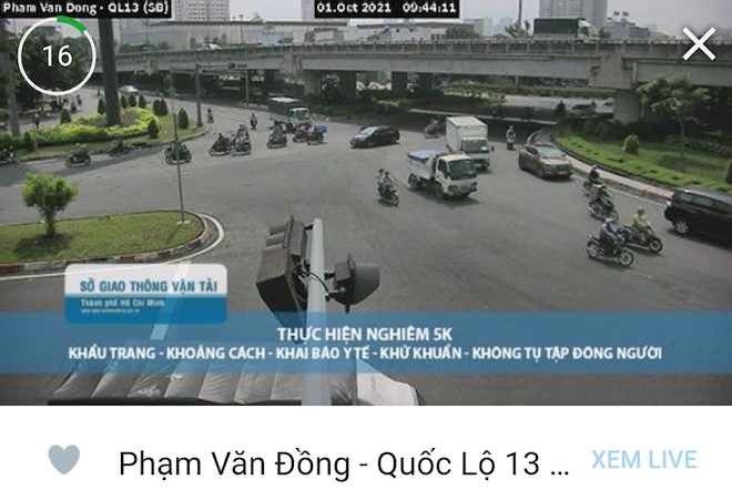 Góc đường Phạm Văn Đồng giao với Quốc lộ 13.