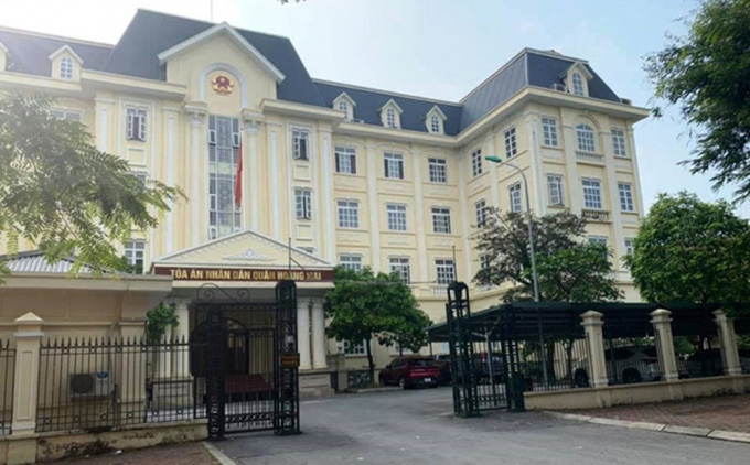 Trụ sở Toà án nhân dân quận Hoàng Mai, nơi có phòng làm việc phát hiện thi thể của thẩm phán Tạ Văn K