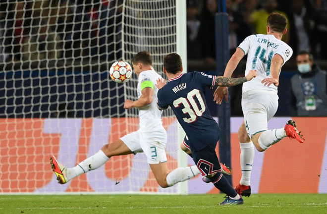 Pha làm bàn đẹp mắt của Messi ấn định chiến thắng 2-0 của PSG trước Man City tại Champions League
