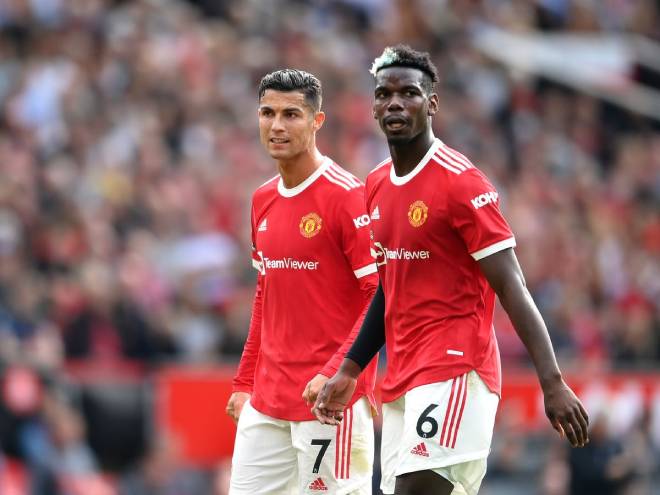 Pogba "hờn dỗi" vì bị&nbsp;Ronaldo át vía ở MU, dẫn tới sa sút phong độ?&nbsp;