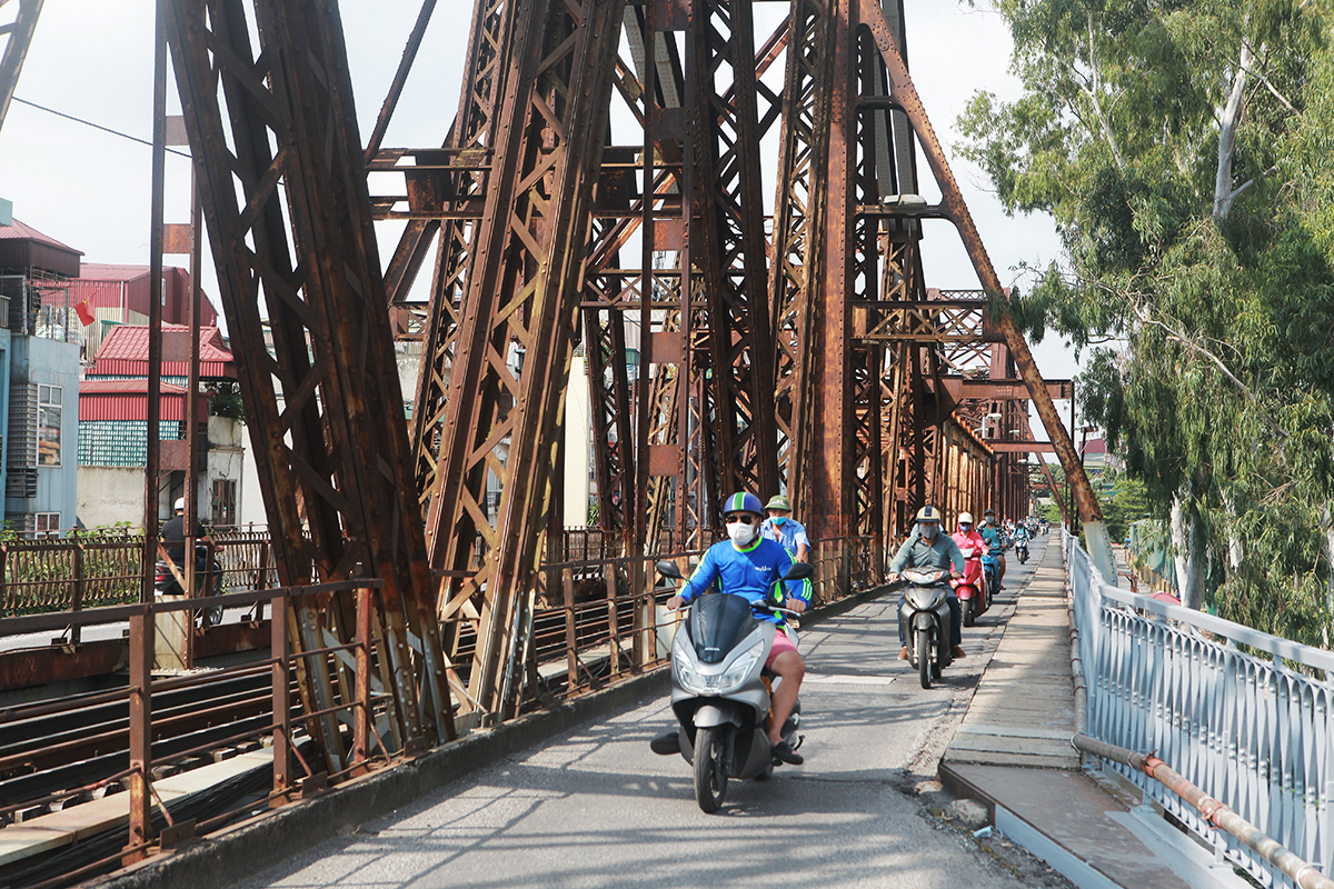 Mục đích sơn sửa lần này là bảo vệ gia cố những vị trí mất an toàn, và đảm bảo kết cấu cầu có tuổi thọ cao hơn. Việc sửa chữa không làm ảnh hưởng nhiều đến các phương tiện lưu thông trên cầu