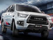 Tin tức ô tô - Chi tiết Toyota Hilux bản thể thao GR Sport mới, giá 899 triệu đồng