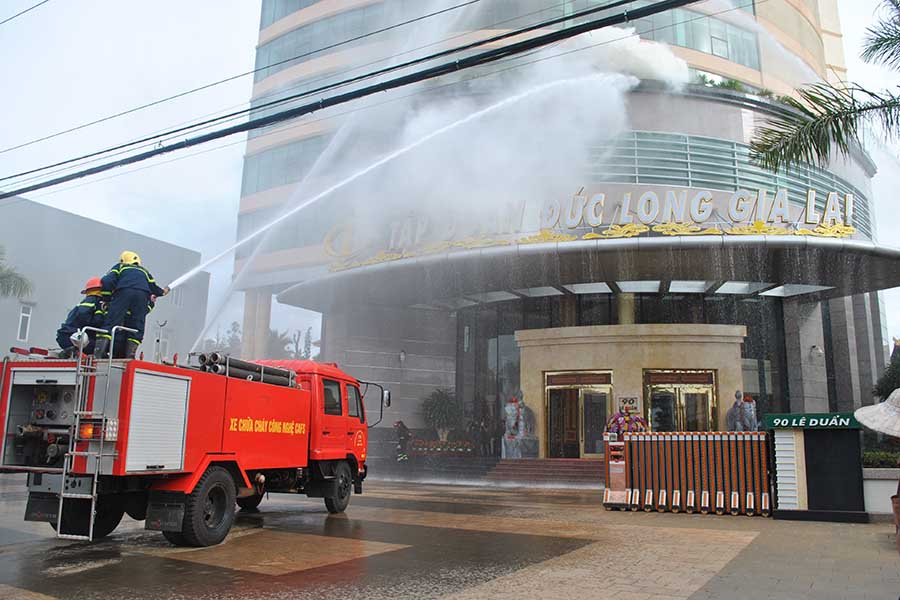 Đức Long Gia Lai còn có một số khoản nợ phải trả và vay đã quá hạn thanh toán với tổng giá trị ước tính hơn 1.808 tỷ đồng.