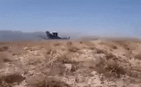 Thay vì dùng chiến tranh quy ước, giờ đây phe Mặt trận Kháng chiến Quốc gia Afghanistan lại sử dụng chiến tranh du kích nhằm tiêu hao sinh lực địch, điều này gây cho Taliban nhiều khó khăn.