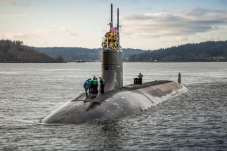 Tàu ngầm hạt nhân Mỹ va chạm vật thể lạ tại Biển Đông, 11 thủy thủ bị thương