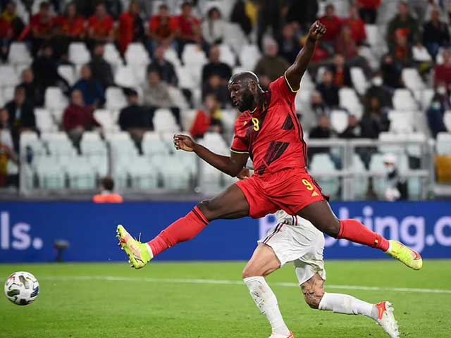 Lukaku ghi dấu ấn với lối chơi năng nổ