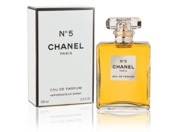 5 loại nước hoa hương thơm quyến rũ làm quà tặng 20/10 ý nghĩa cho nàng - 3