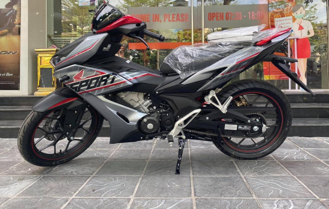 Bảng giá Honda Winner X tháng 10/2021, giảm sốc 17 triệu đồng - 2