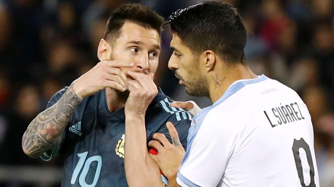 Messi có thể lỡ hẹn đấu người bạn thân Luis Suarez khi Argentina làm khách của Uruguay sáng 11/10