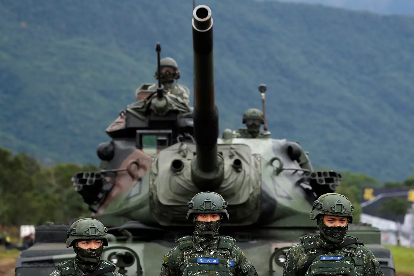 Đài Loan hiện là “điểm nóng” nhất toàn cầu, tiềm ẩn nguy cơ gây ra xung đột quân sự Mỹ - Trung. Ảnh: Reuters