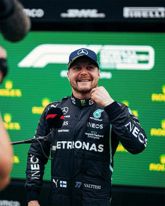 Niềm vui của Valtteri Bottas khi đăng quang ở Turkish GP 2021