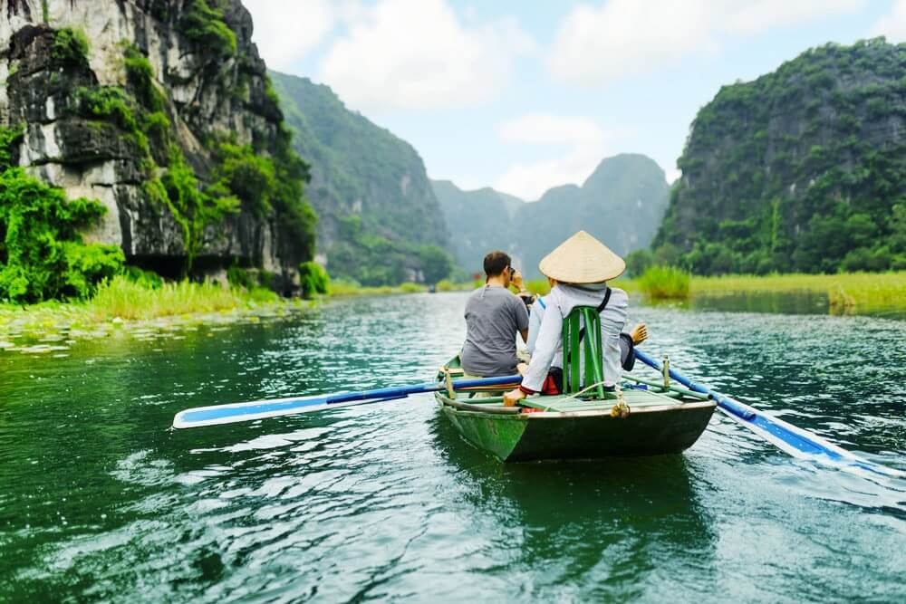 Báo Anh bật mí những trải nghiệm nhất định phải thử khi đến Việt Nam - 2