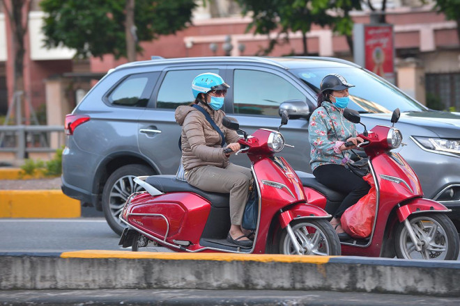 Tiết trời đặc biệt này là ký ức sâu đậm đối với bất cứ người Hà Nội nào.