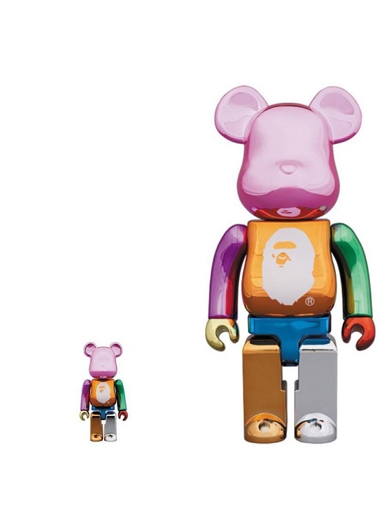 BAPE Multicolor Foil XXV 1000% Bearbrick – khoảng 45 triệu đồng.