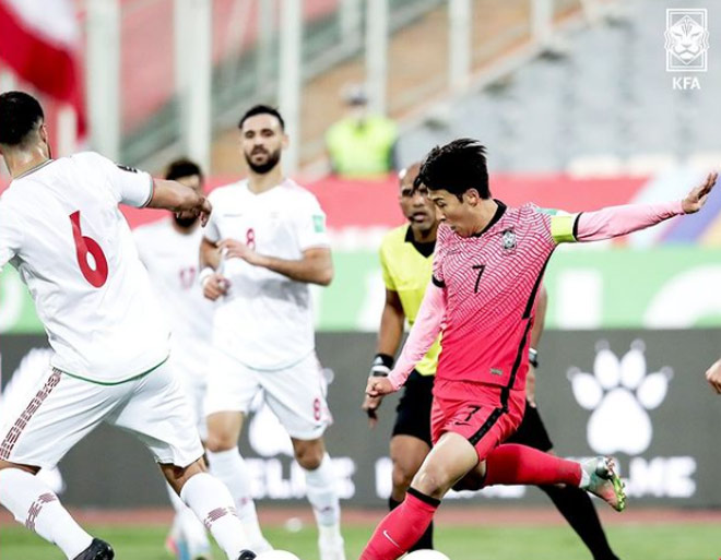 Son Heung Min giúp ĐT Hàn Quốc mở tỷ số trước ĐT Iran