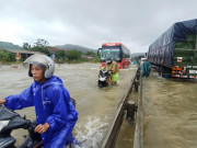 Tin tức trong ngày - Quảng Trị, Thừa Thiên-Huế: Lũ đang lên, nhiều người mất tích