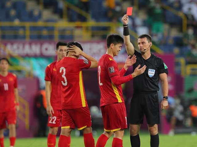 Đội tuyển Việt Nam liên tục nhận thất bại thời gian qua
