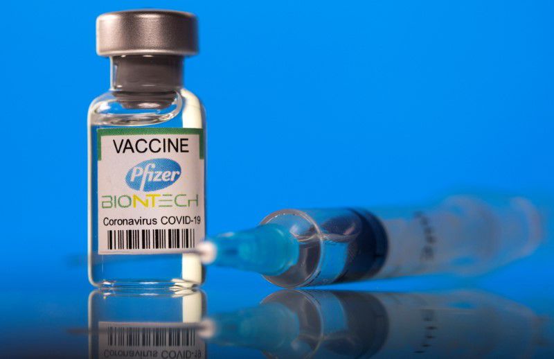 Theo nghiên cứu của CDC Mỹ, vắc xin Pfizer có hiệu quả cao trong việc ngăn nhập viện ở lứa tuổi 12-18 ở nước này. Ảnh: Reuters