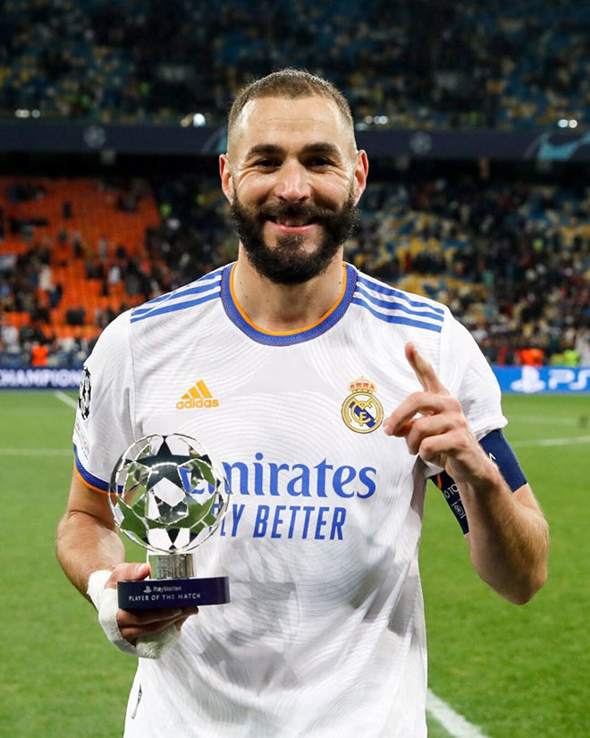 Benzema cũng chính là người UEFA bầu chọn là "Cầu thủ xuất sắc nhất" ở trận Shakhtar Donetsk - Real Madrid vừa qua