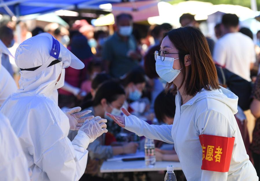 Bắc Kinh ghi nhận ca nhiễm Covid-19 mới sau nhiều ngày “sạch dịch” (ảnh: Reuters)