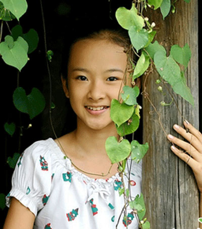 Angela Phương Trinh đóng phim từ năm 7 tuổi và bắt đầu nổi tiếng