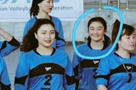 Nữ tuyển thủ bóng chuyền Afghanistan bị Taliban chặt đầu