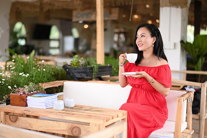 Sách mới của Lê Hoàng Oanh: Món quà nhỏ xinh nhân ngày 20/10 - 1