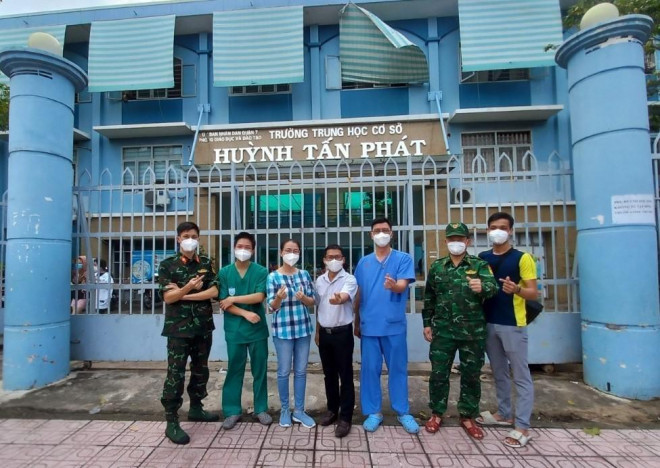 Khu cách ly tập trung điều trị bệnh nhân COVID-19, Trường THCS Huỳnh Tấn Phát, phường Bình Thuận, Quận 7, TPHCM