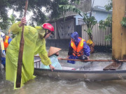 Tin tức trong ngày - Xuất hiện vùng áp thấp trên Biển Đông, miền Trung hứng mưa đặc biệt lớn