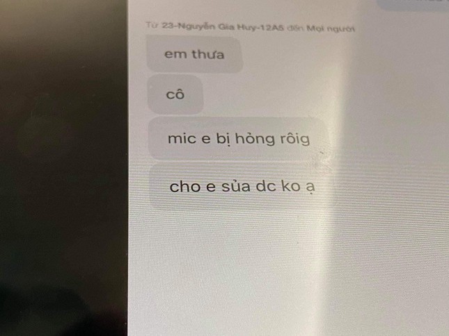 Hình nền Nền Hai Người Bạn Học Nhật Bản đang đi Trên đường Với Ba Lô Của Họ  Nền, Một Cô Gái Với Hai Bím Tóc đi Học, ảnh Chụp ảnh Hd,