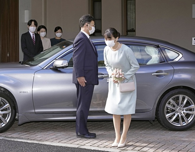 Công chúa Nhật Bản rời dinh thự hoàng gia vào sáng ngày 26.10.