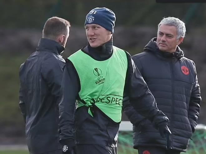 Schweinsteiger khi còn khoác áo MU