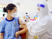 Tin tức trong ngày - Ngày đầu học sinh TP.HCM tiêm vaccine ngừa COVID-19 đều an toàn