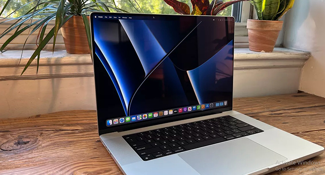 MacBook Pro 16 inch 2021 không còn thanh Touch Bar.