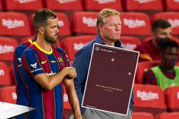 SAO Barca hả hê vụ Koeman bị sa thải, gọi thầy cũ bằng ngôn từ gây sốc