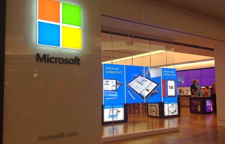 Microsoft trở thành công ty giá trị nhất thế giới sau khi vượt Apple - 1