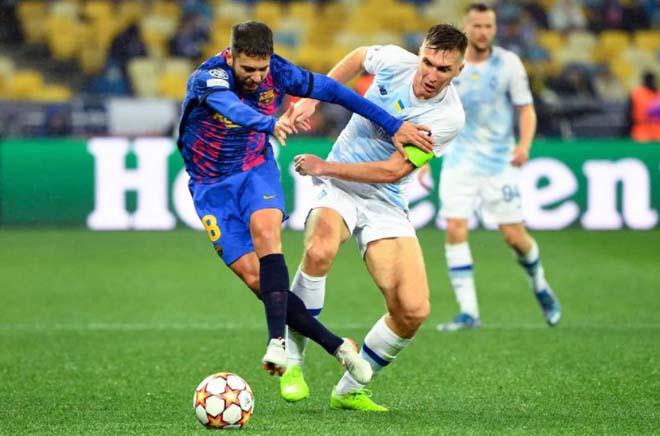 Trực tiếp bóng đá Cúp C1 Dynamo Kiev - Barcelona: Khó nhọc giữ thành quả (Hết giờ) - 2