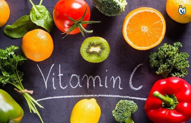 Dấu hiệu cảnh báo bạn đang thiếu vitamin C, cần bổ sung ngay nếu không muốn &#34;rước bệnh vào thân&#34; - 2