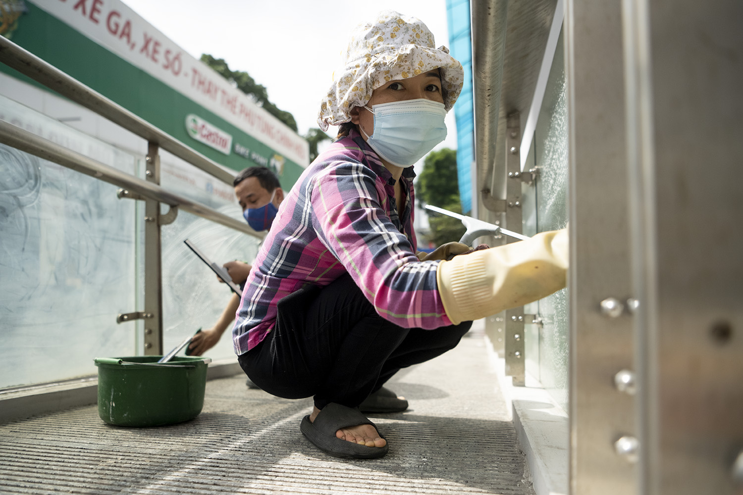 Cảnh hối hả tại nhà ga đường sắt Cát Linh – Hà Đông trước ngày đón những vị khách đầu tiên - 5